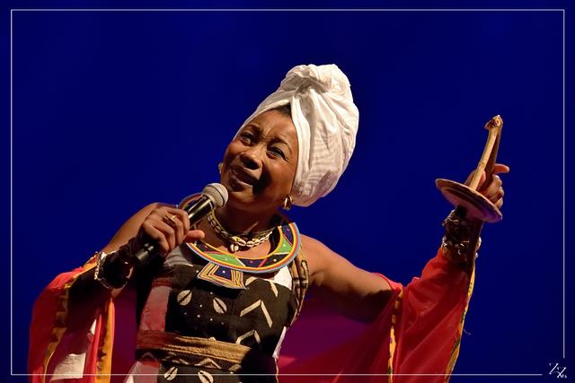 NIK_990452 Fatoumata Diawara 31-01-2019 (Zz) (p).jpg